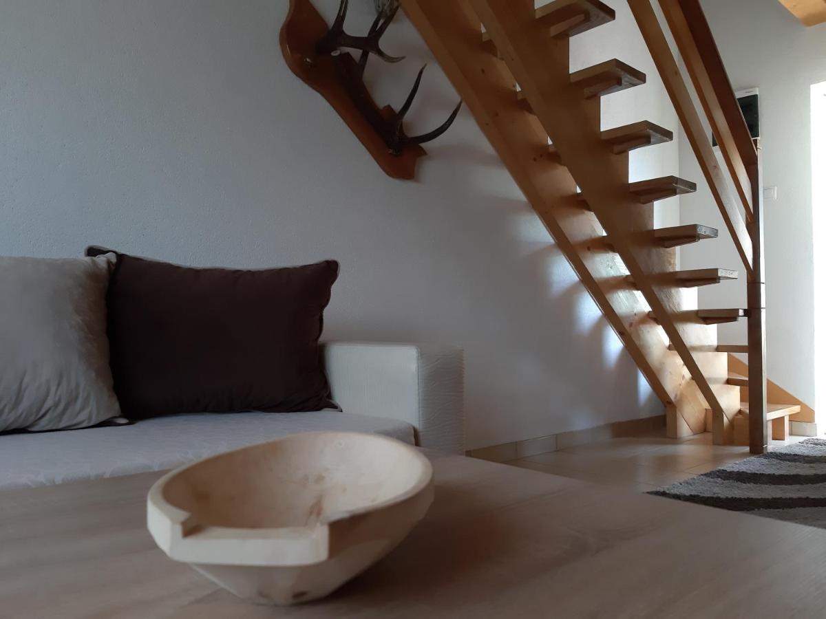 Our House Apartments โคลาชิน ภายนอก รูปภาพ