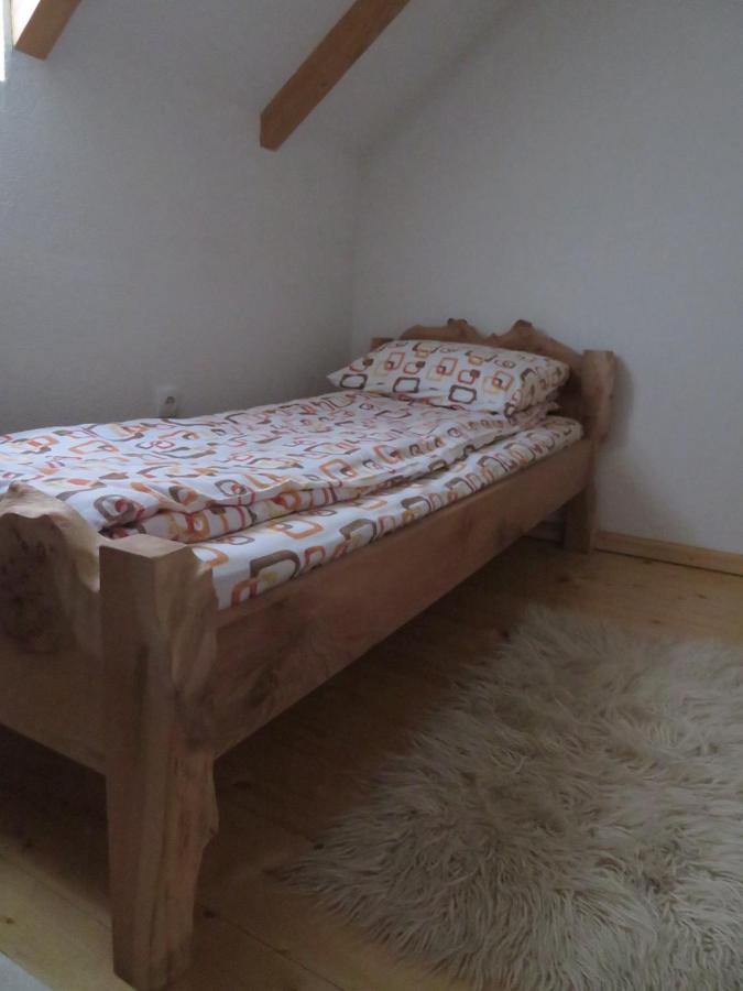 Our House Apartments โคลาชิน ภายนอก รูปภาพ